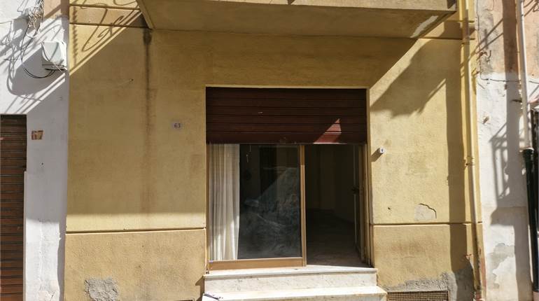 Commercial Premises / Showrooms for sale in Termini Imerese