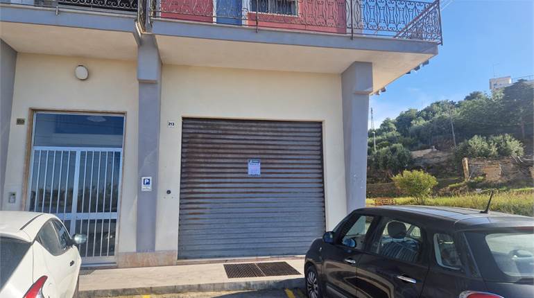 Magazzino in via Libertà, Termini Imerese