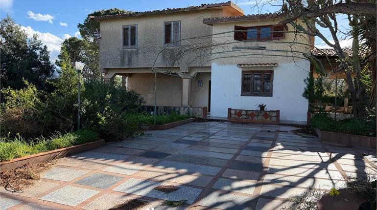 Villa in Vendita a Termini Imerese (PA) in Contrada Cortevecchia 